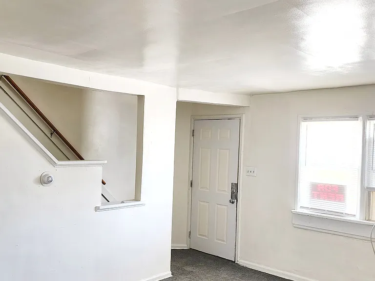 2601 N Heald St — Photo 10