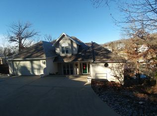 35 W Eagle Point, Lake Ozark, MO 65049