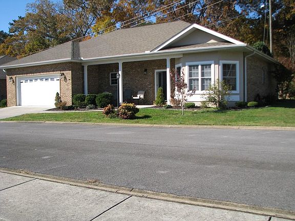 3rd image of 2118 Zion Dr