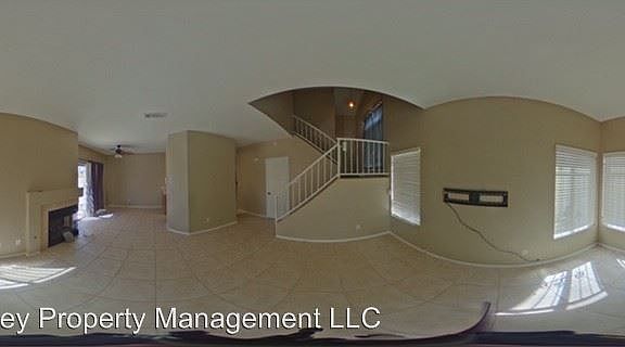 5th image of 531 Meadbury Dr