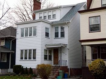 1st image of 285 No Maple Ave