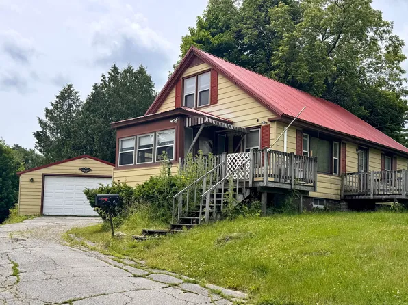 2 Barnet Avenue, Waterville, ME 04901