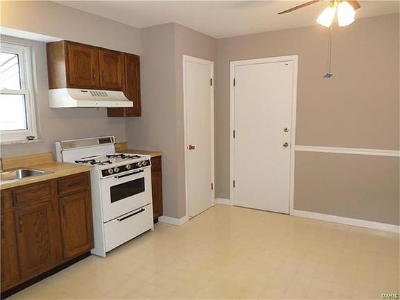 4th image of 616 Clager Dr