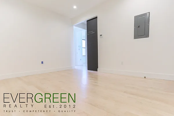 Rented by Pinn Realty | media 25