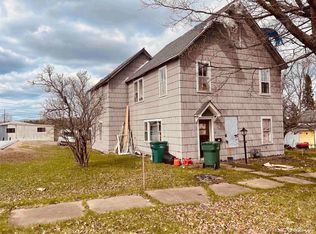 16 Marquette Ave, Crystal Falls, MI 49920