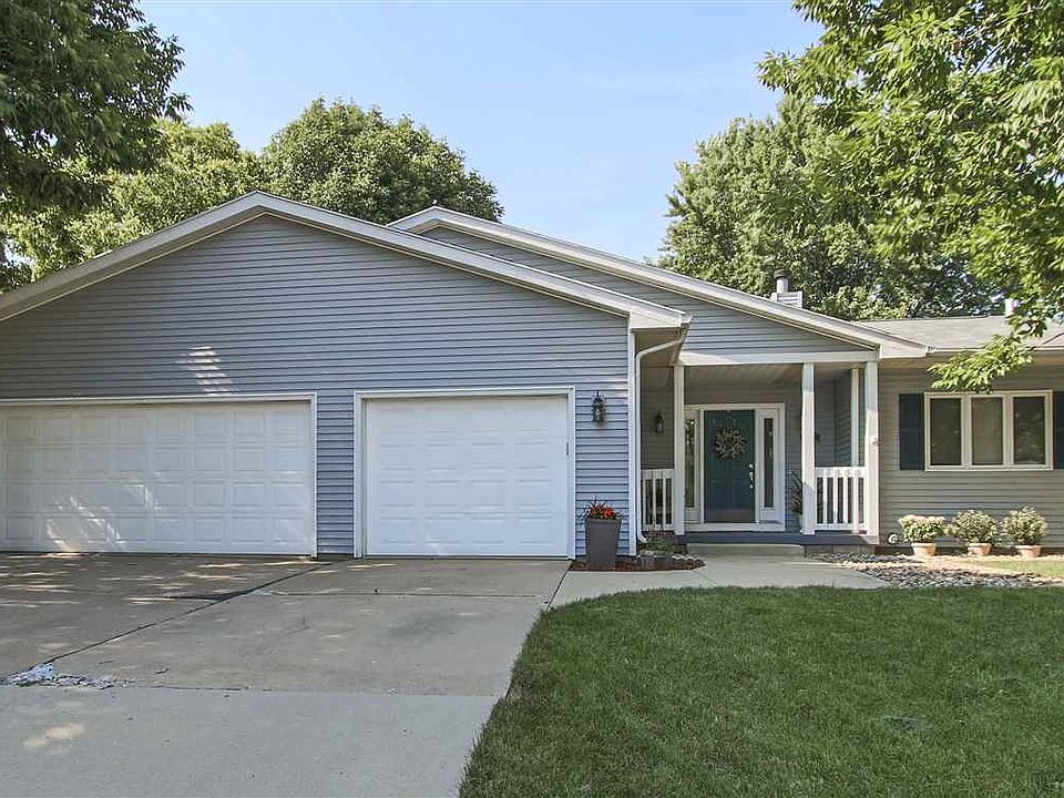 1st image of 2621 Abraham Dr