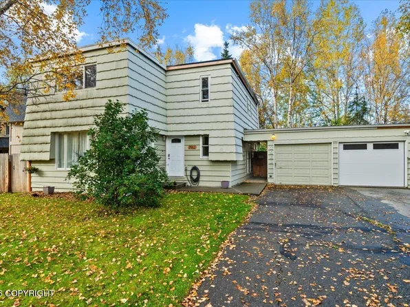 7962 Resurrection Dr, Anchorage, AK 99504