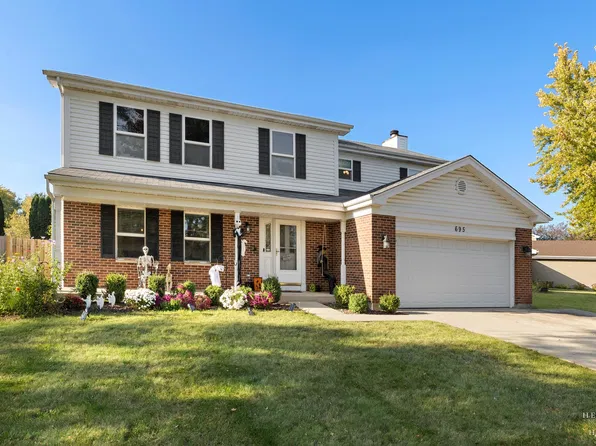 695 Fox Run Ln, Algonquin, IL 60102