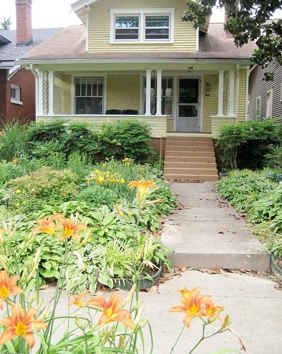 126 Crescent Ave