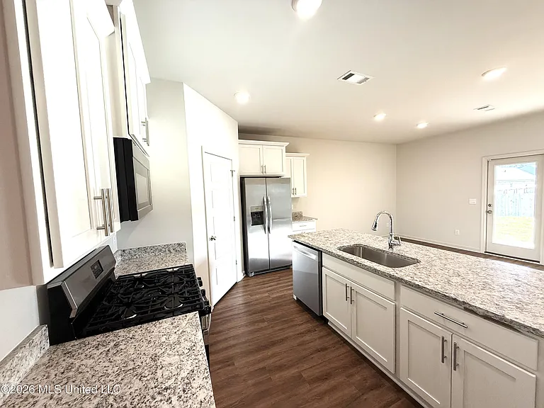 453 Piney Dr — Photo 11