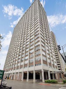 6171 N Sheridan Rd APT 1803, Chicago, IL, 60660