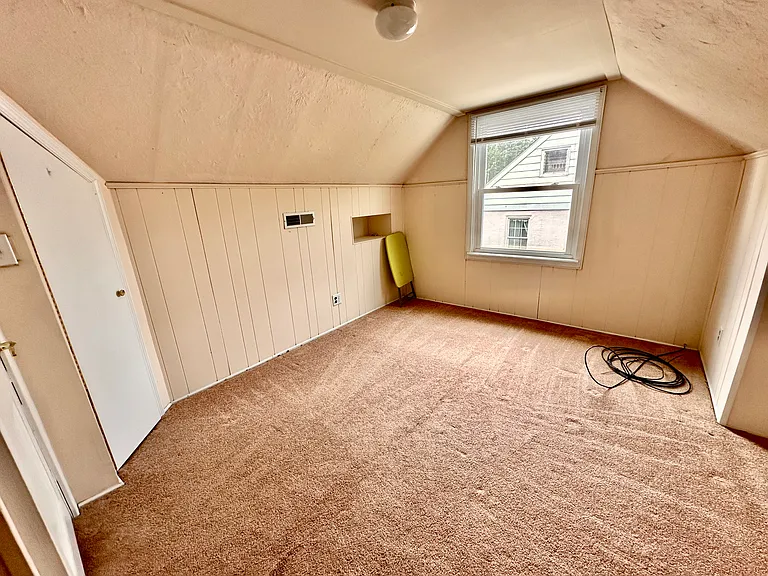 8730 Wissahickon Ave — Photo 19