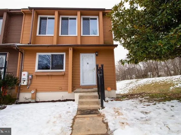 1 Glyer Ct, Reisterstown, MD 21136