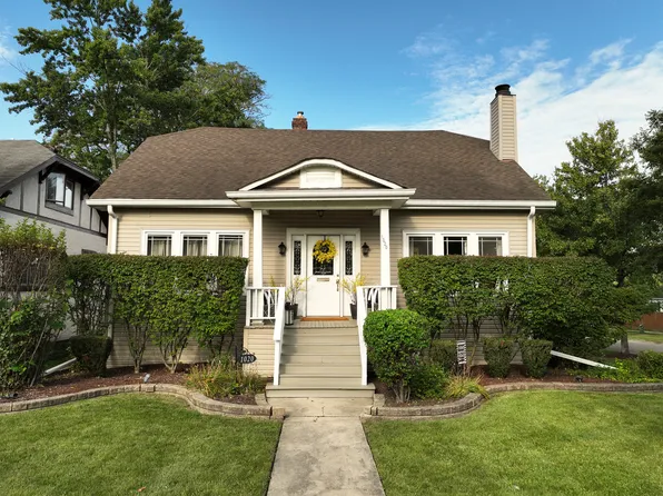 1020 S Vine Ave, Park Ridge, IL 60068