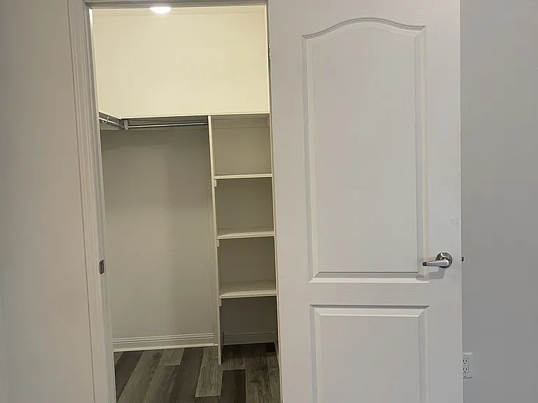 3135 Boxford Cres #16 — Photo 5