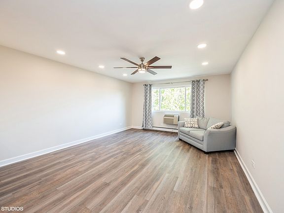 3rd image of 6600 S Brainard Ave APT 301