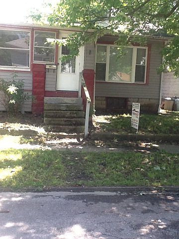 1st image of 139 W Mark St