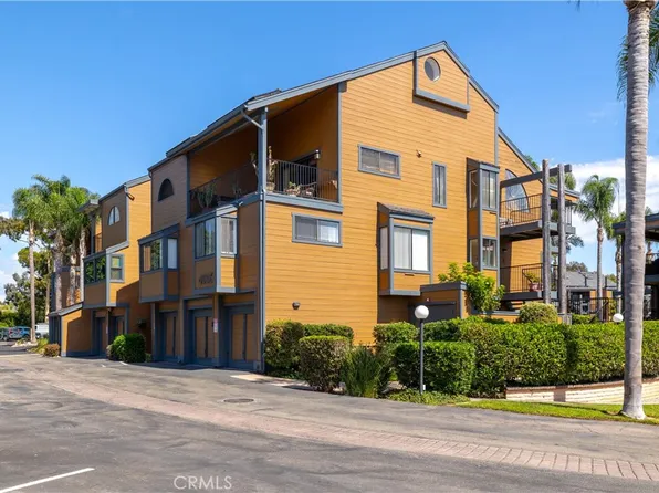 4006 Layang Layang Cir APT D, Carlsbad, CA 92008