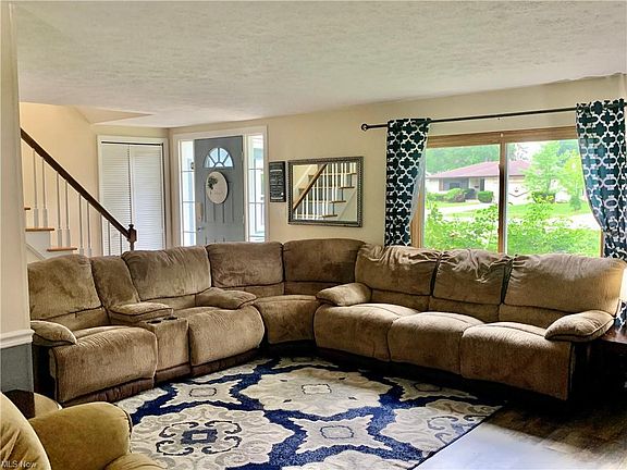 4th image of 6611 Louann Dr
