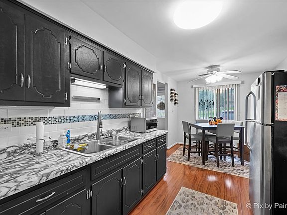 5th image of 137 Willows Edge Ct APT C