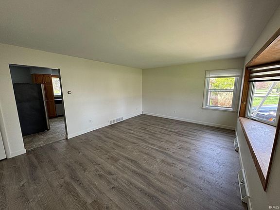 3rd image of 730 Sweetgum Rd