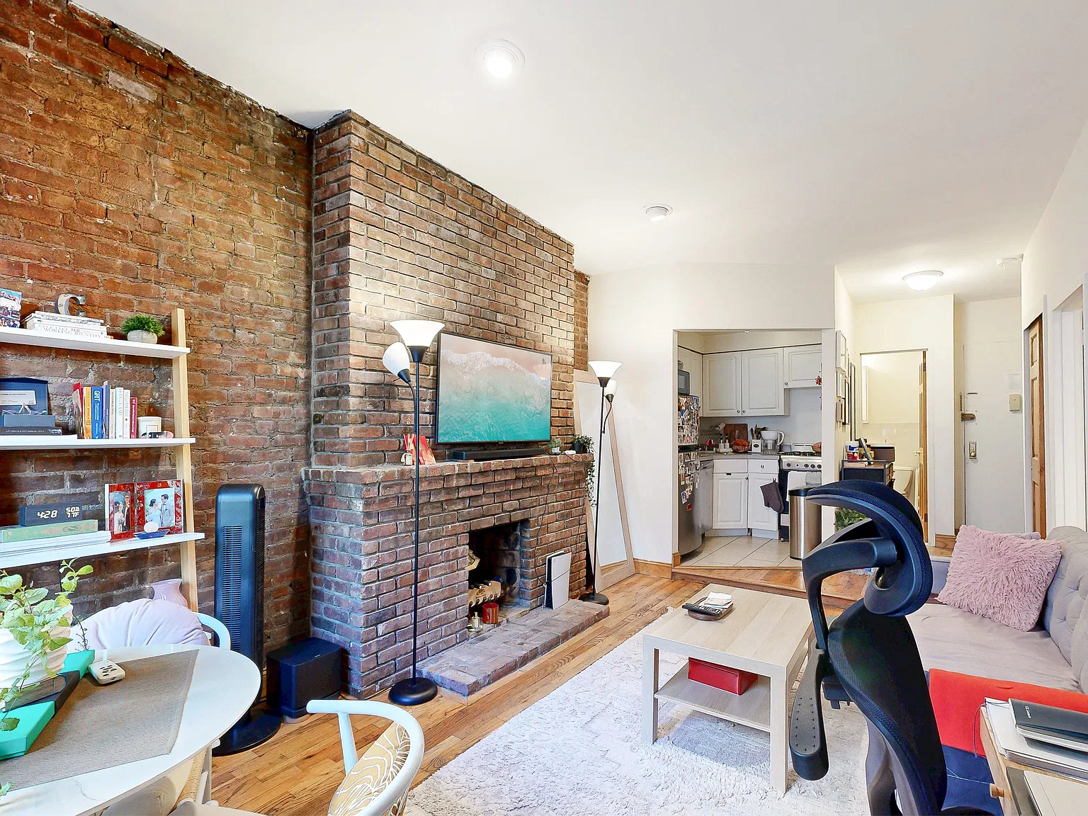 9 West 73rd Street — Photo 3