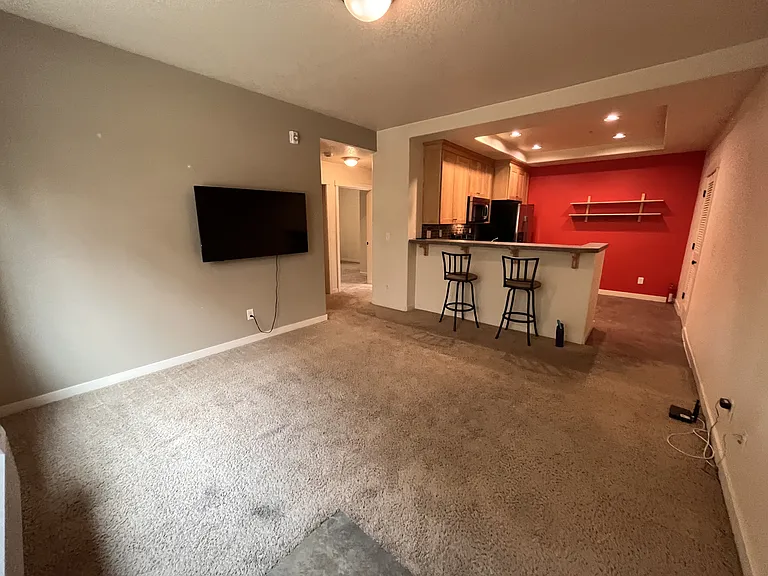 7907 NE Rockne Way #1 — Photo 3
