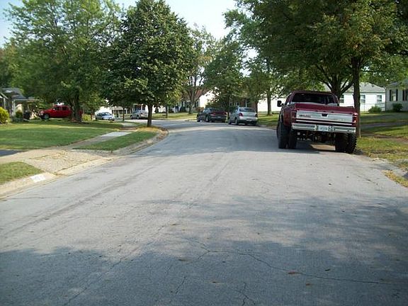3rd image of 4585 Moraine Ave