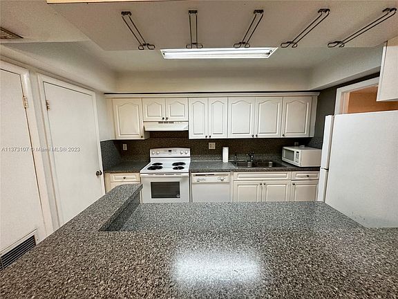 3rd image of 8401 SW 107th Ave APT 149E