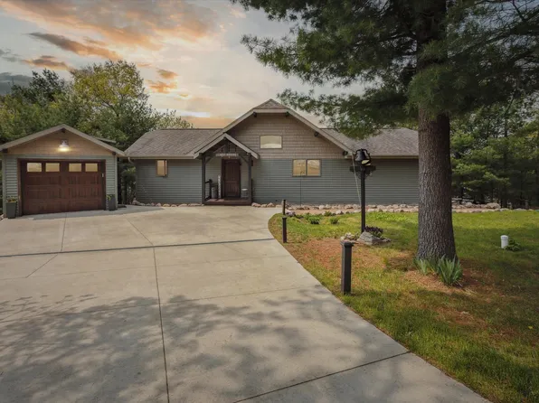 13849 Lake Shore Ln, Mountain, WI 54149