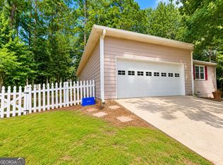 2978 Trotters View Way, Snellville, GA 30039