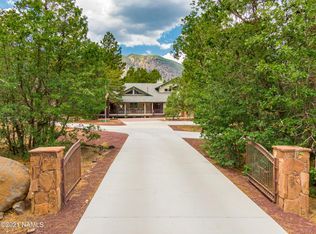 7280 Oakwood Pines Dr, Flagstaff, AZ 86004
