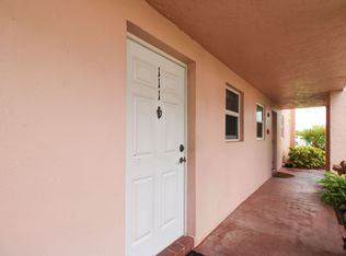 175 Turtle Lake Ct APT 111, Naples, FL 34105