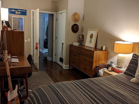 4th image of 654 Saint Marks Ave APT 1D