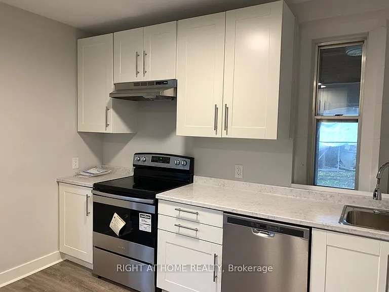 13760 Keele St — Photo 8
