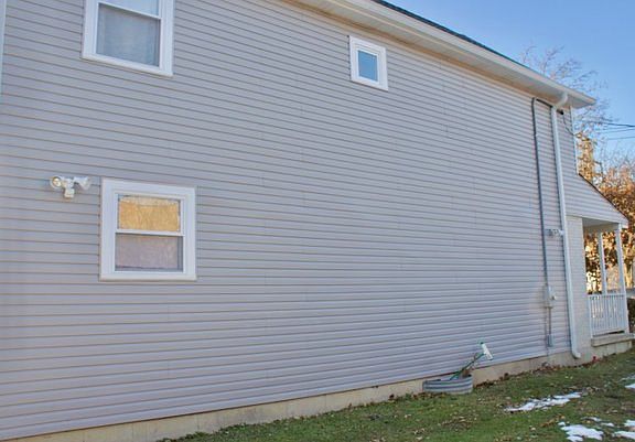 3rd image of 68 E 137th St