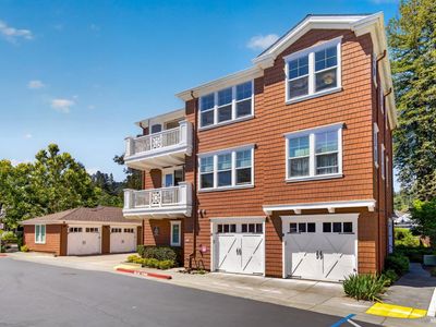 358 Camellia Circle, Larkspur, CA, 94939