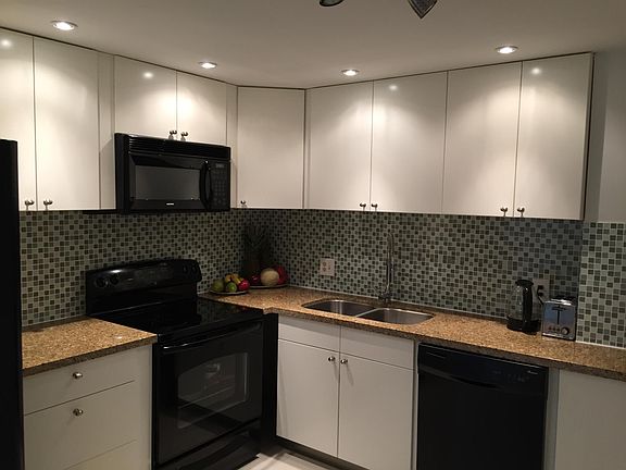 4th image of 2851 NE 183rd St #17