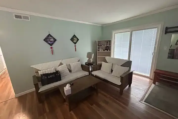 320 Brown St #608 — Photo 2