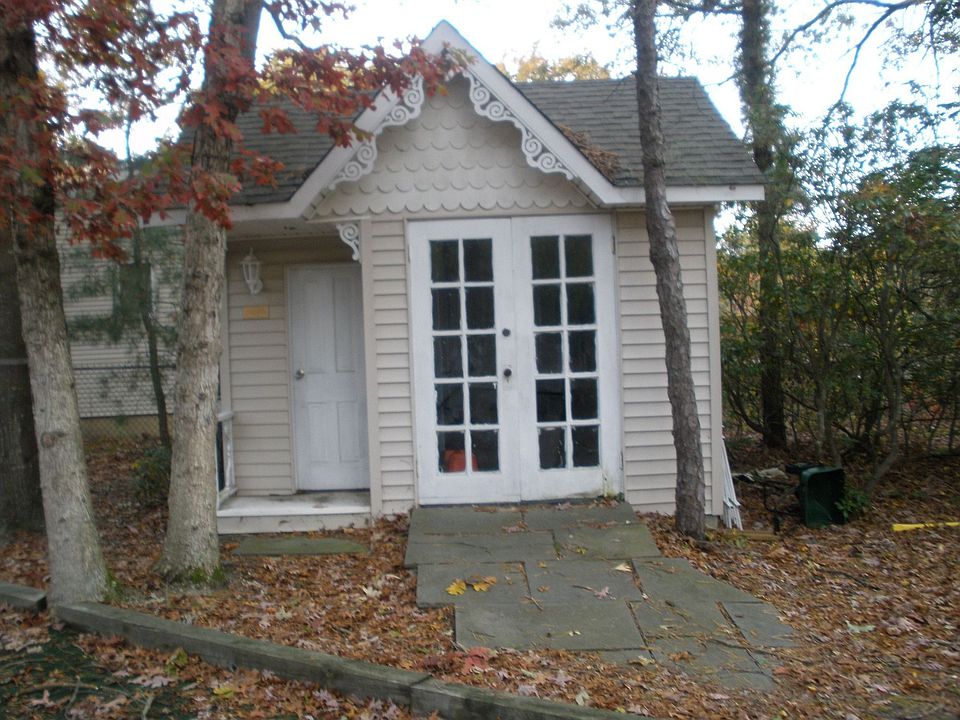 Play House/Shed