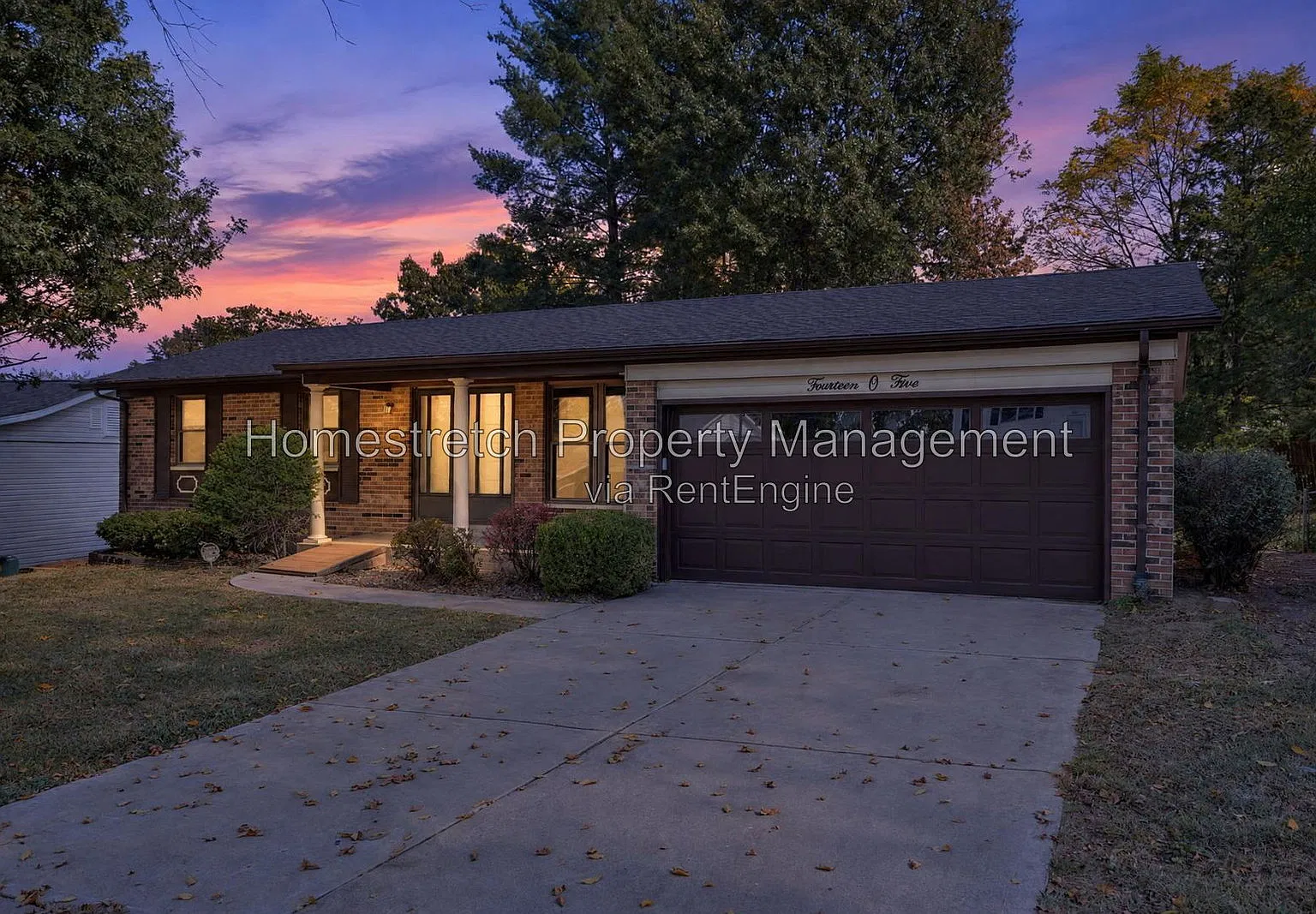 3 bed, 2.0 bath, 1190 sqft, $1,899 — Photo 2