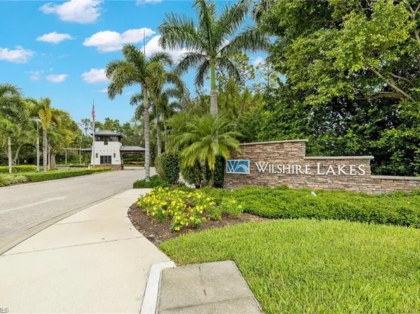 3745 Fieldstone Blvd #107, Naples, FL 34109