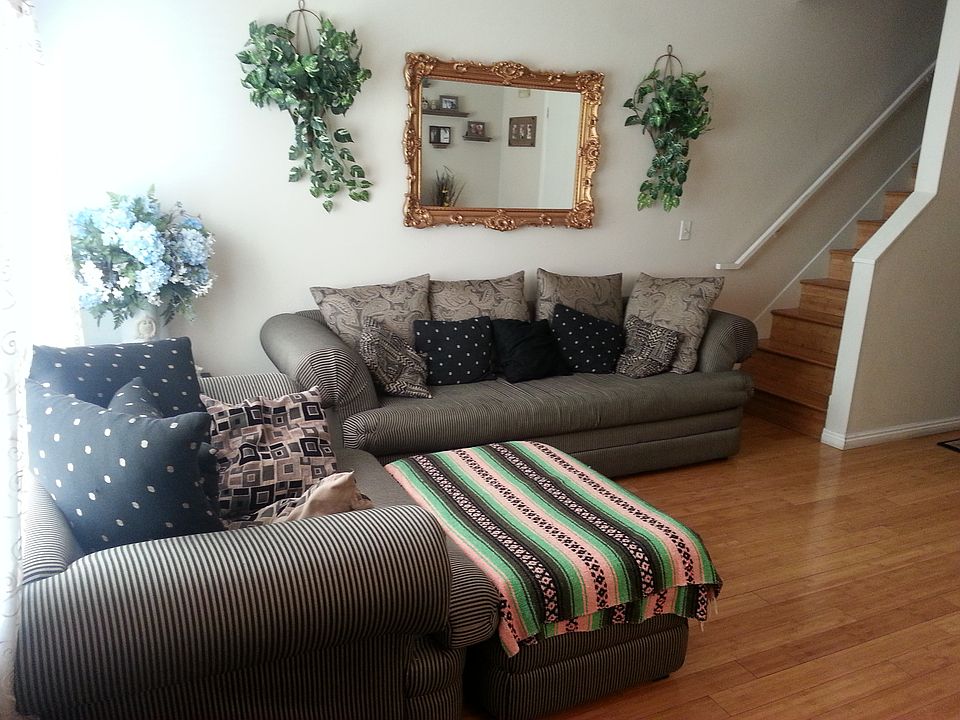 1st image of 1282 Hyde Park Way