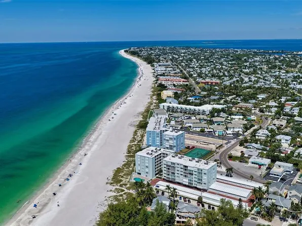 5390 GULF DRIVE, HOLMES BEACH, FL 34217