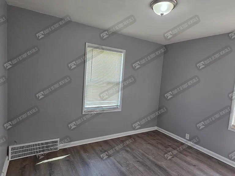 16211 Liberal St — Photo 7