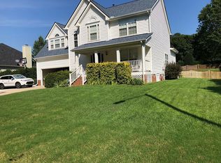 107 Forest Edge Dr, Cary, NC 27518