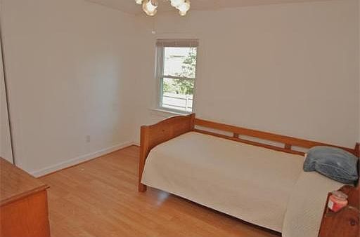 5th image of 21 Webster Dr