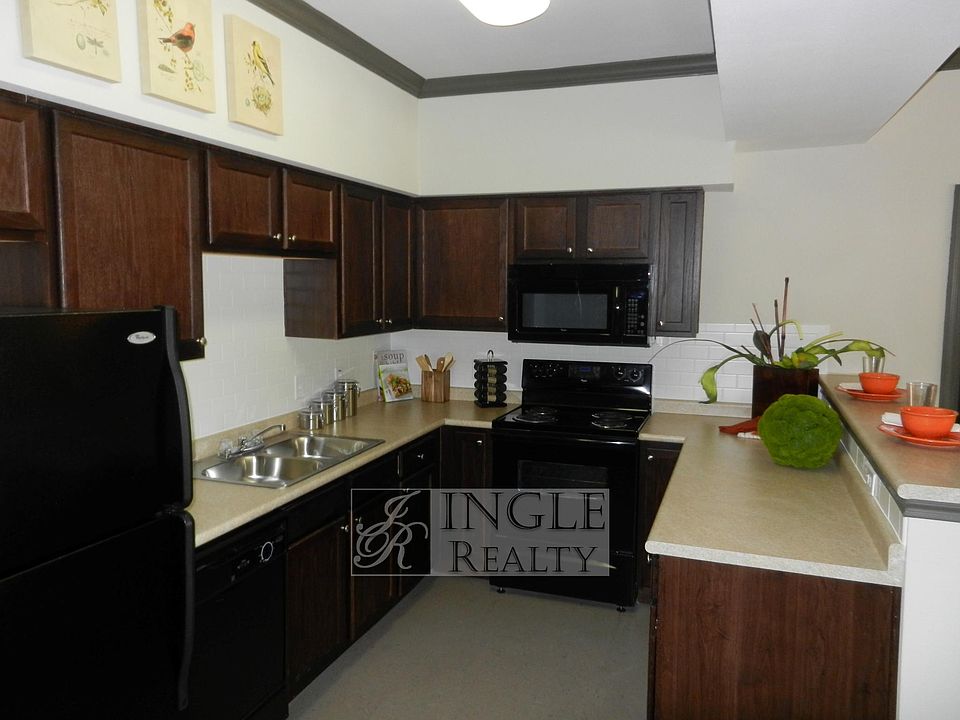 1st image of 1901 Aquarena Springs Dr