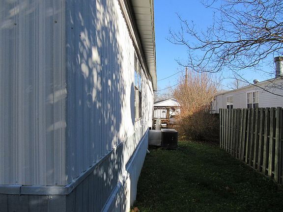 4th image of 29 Elkhorn Trl