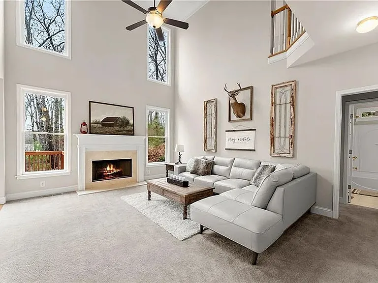 5987 Wellington Ave — Photo 4